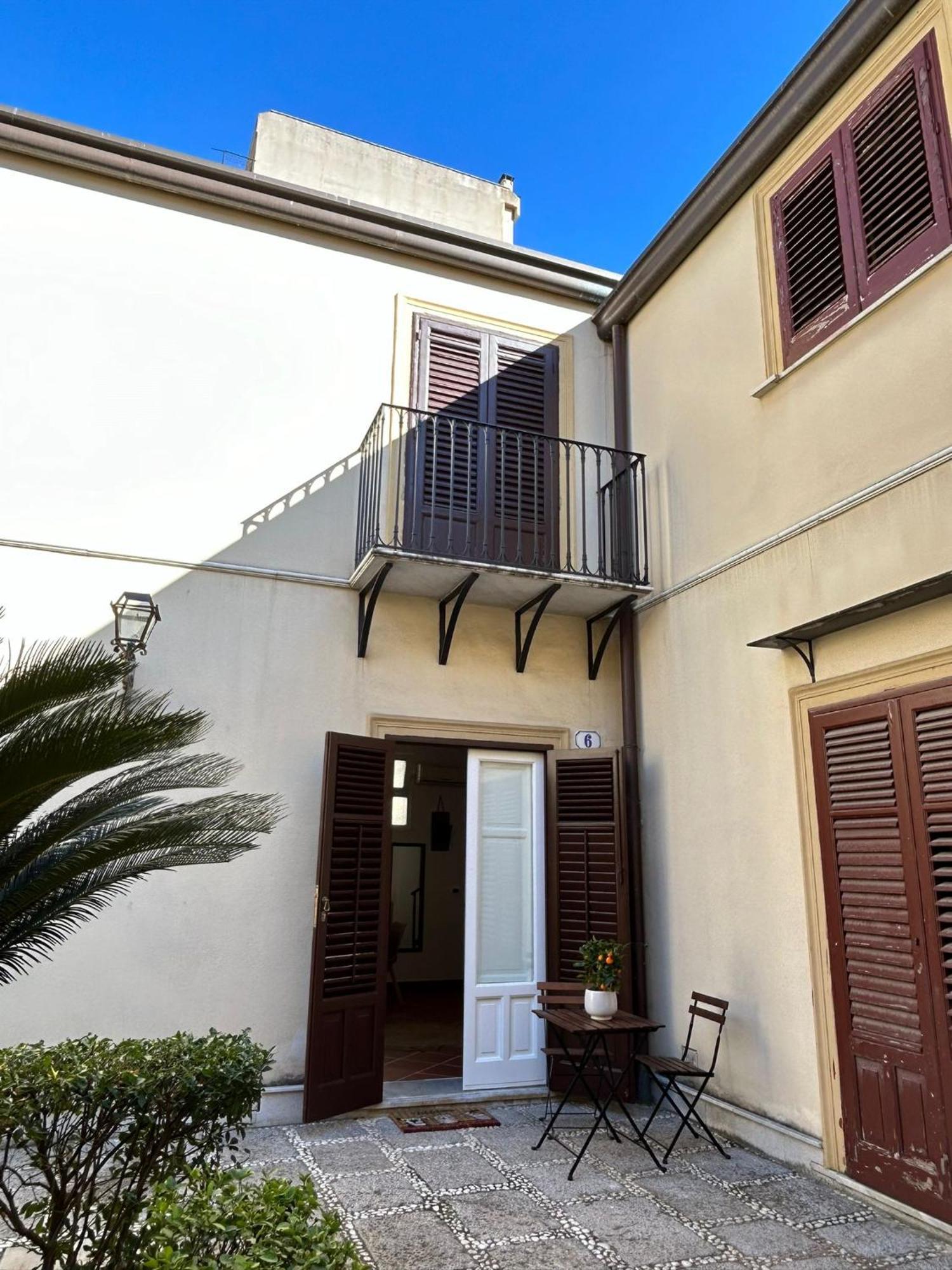 Corte Dei Re Di Palermo Apartment Εξωτερικό φωτογραφία
